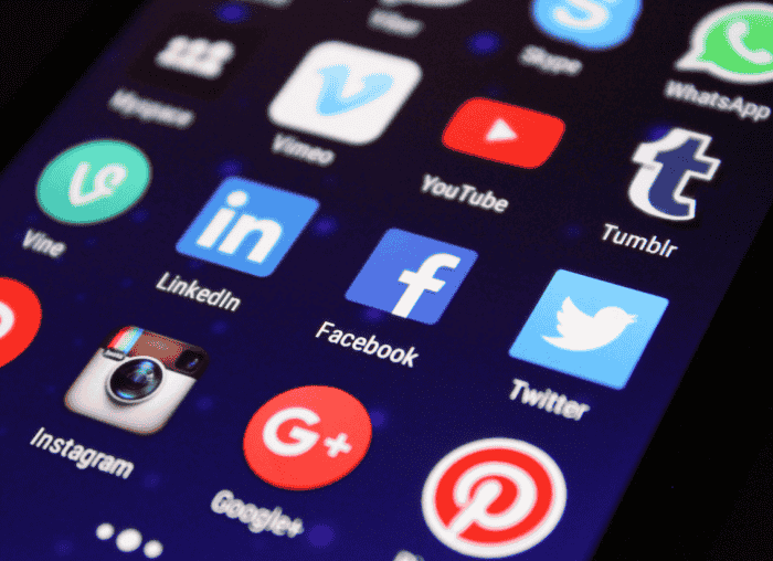 Here is how you can use social media for better branding on your website